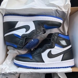 Air Jordan 1 Retro High OG GS 
“Royal Toe”